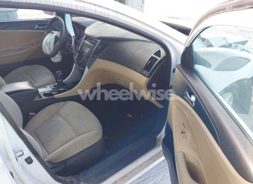 Photo 5 of 2012 Hyundai Sonata GLS (VIN 5NPEB4ACXCH439519)