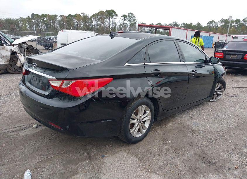 Photo 4 of 2012 Hyundai Sonata GLS (VIN 5NPEB4ACXCH441867)