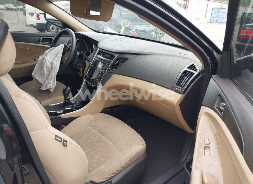 Photo 5 of 2012 Hyundai Sonata GLS (VIN 5NPEB4ACXCH441867)