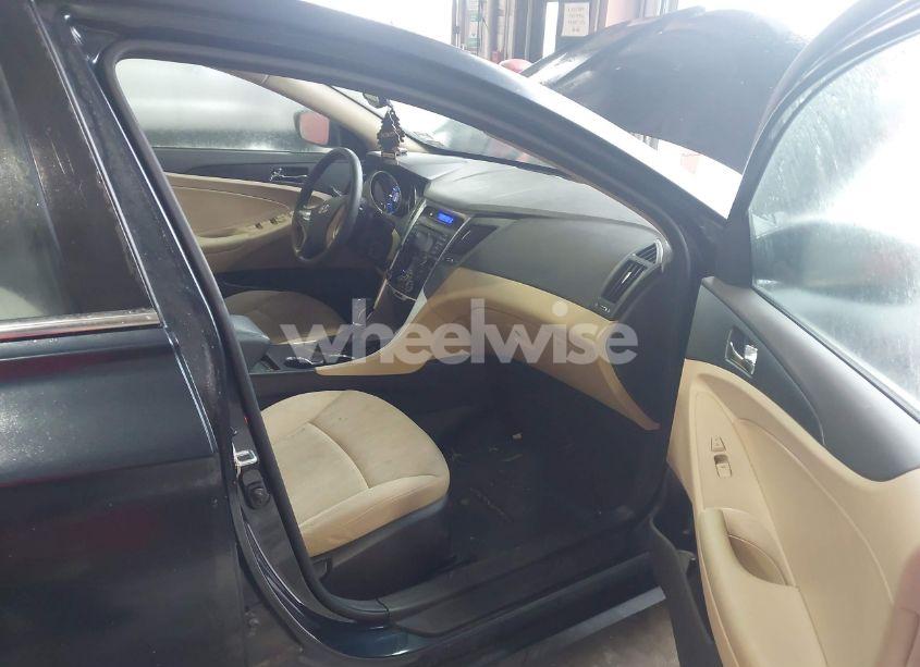 Photo 5 of 2012 Hyundai Sonata GLS (VIN 5NPEB4ACXCH444459)