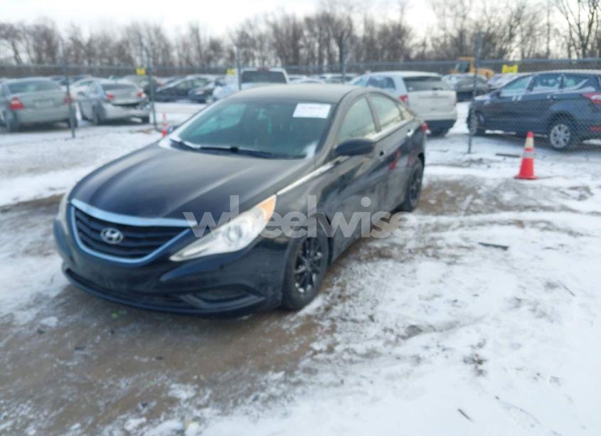 Photo 2 of 2012 Hyundai Sonata GLS (VIN 5NPEB4ACXCH452819)