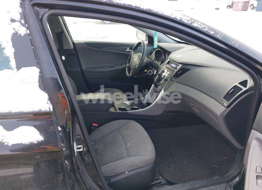 Photo 5 of 2012 Hyundai Sonata GLS (VIN 5NPEB4ACXCH452819)