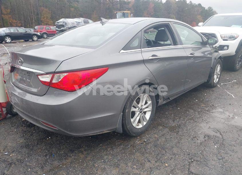 Photo 4 of 2012 Hyundai Sonata GLS (VIN 5NPEB4ACXCH497517)