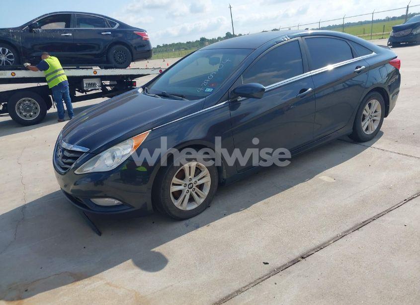 Photo 2 of 2013 Hyundai Sonata GLS (VIN 5NPEB4ACXDH505875)