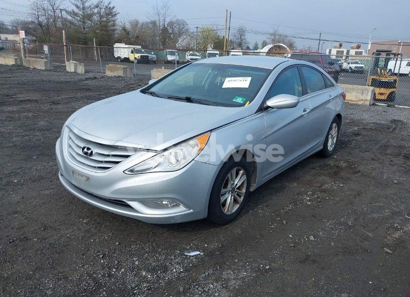 Photo 2 of 2013 Hyundai Sonata GLS (VIN 5NPEB4ACXDH571343)