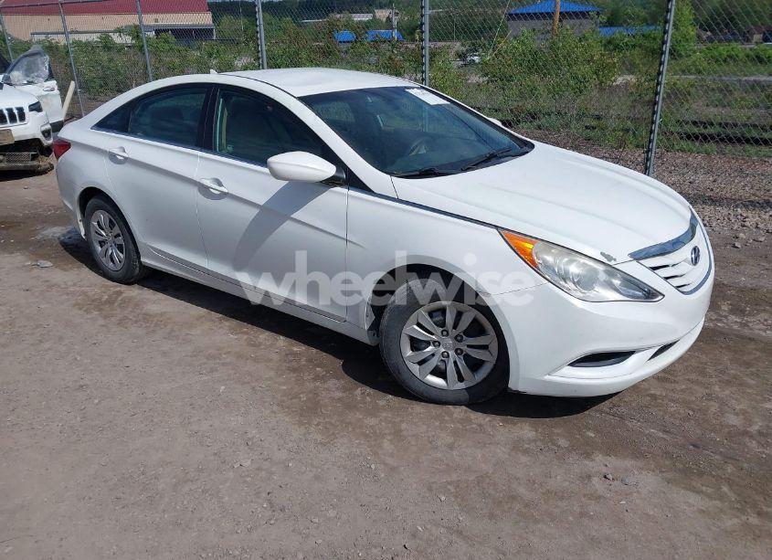 2013 Hyundai Sonata GLS (VIN 5NPEB4ACXDH573397) main photo