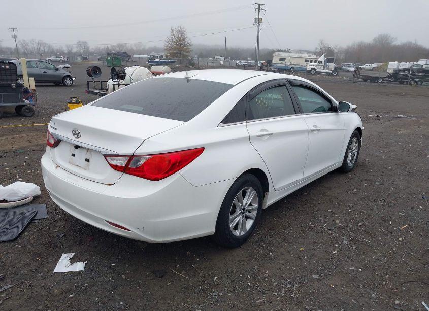 Photo 4 of 2013 Hyundai Sonata GLS (VIN 5NPEB4ACXDH615146)
