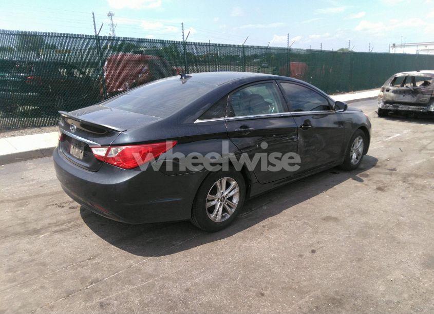 Photo 4 of 2013 Hyundai Sonata GLS (VIN 5NPEB4ACXDH657638)