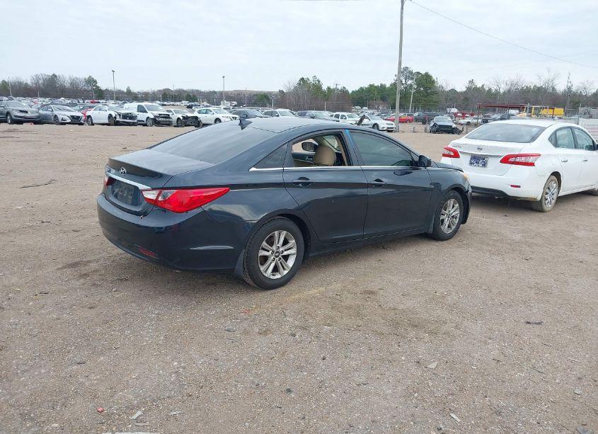 Photo 4 of 2013 Hyundai Sonata GLS (VIN 5NPEB4ACXDH679705)