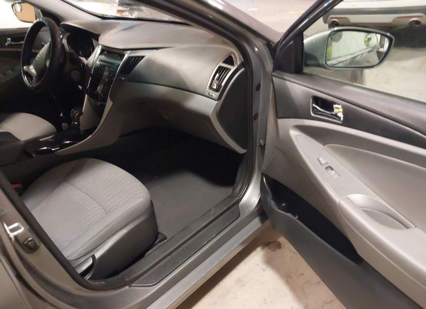 Photo 5 of 2013 Hyundai Sonata GLS (VIN 5NPEB4ACXDH693264)