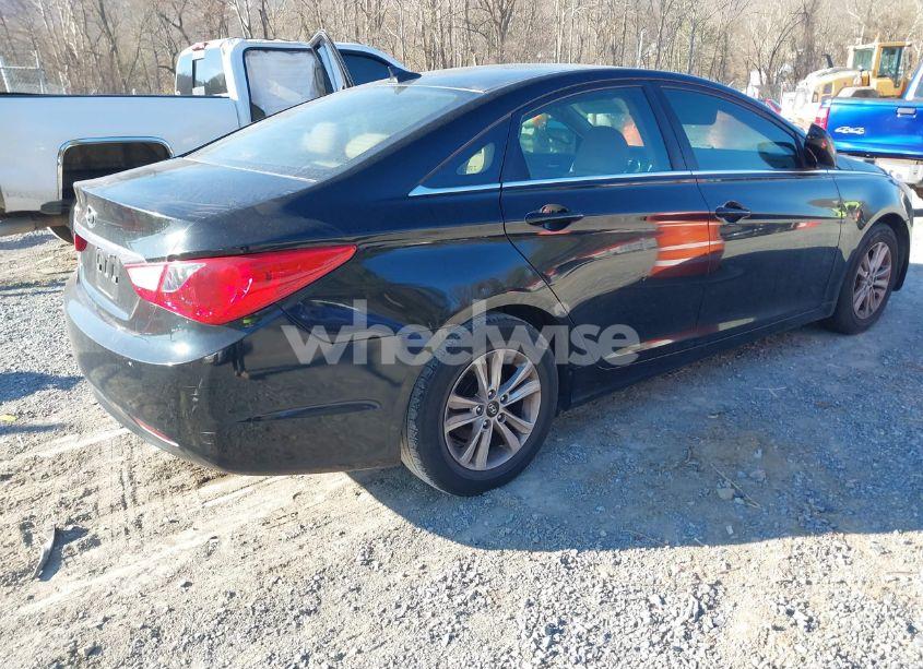 Photo 4 of 2013 Hyundai Sonata GLS (VIN 5NPEB4ACXDH700150)
