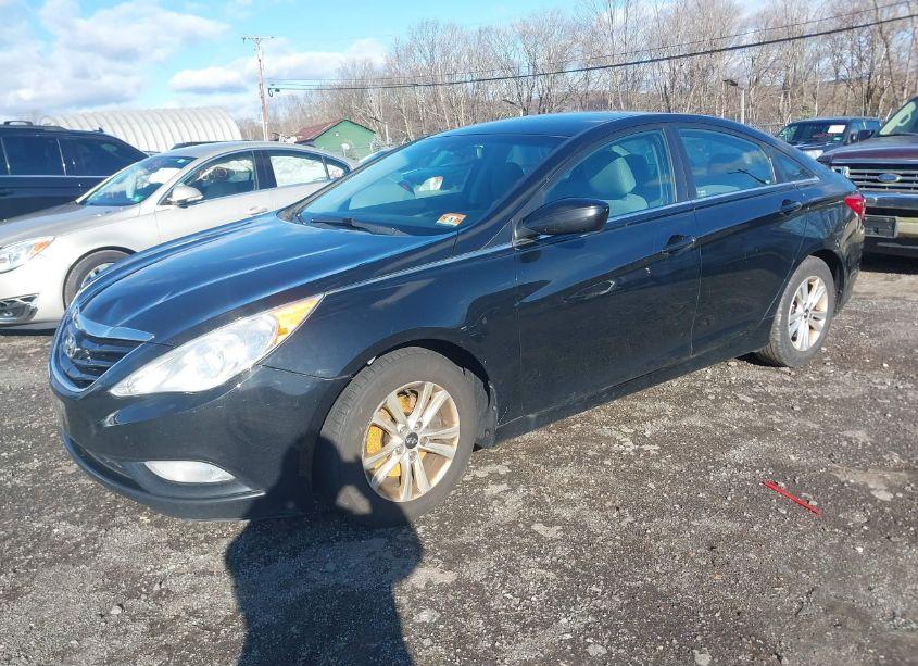 Photo 2 of 2013 Hyundai Sonata GLS (VIN 5NPEB4ACXDH701315)