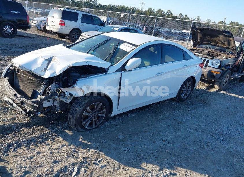 Photo 2 of 2013 Hyundai Sonata GLS (VIN 5NPEB4ACXDH702061)