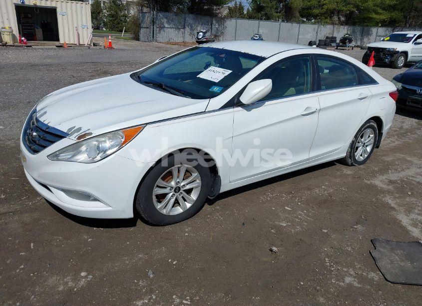 Photo 2 of 2013 Hyundai Sonata GLS (VIN 5NPEB4ACXDH719636)