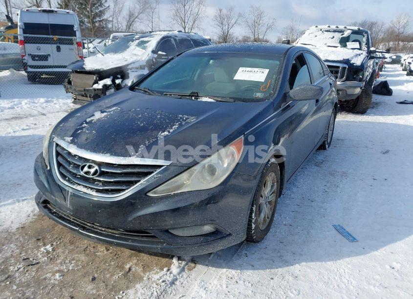 Photo 2 of 2013 Hyundai Sonata GLS (VIN 5NPEB4ACXDH731916)