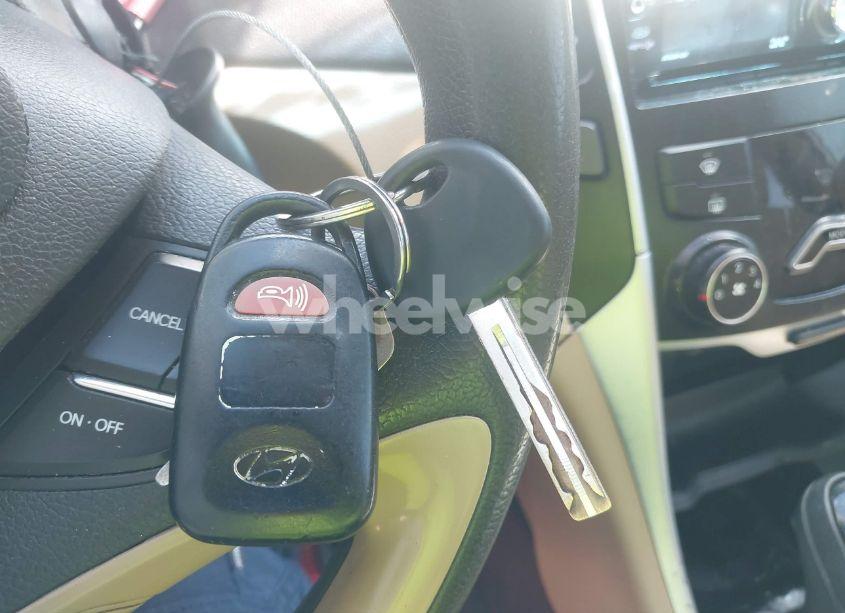 Photo 11 of 2013 Hyundai Sonata GLS (VIN 5NPEB4ACXDH761871)