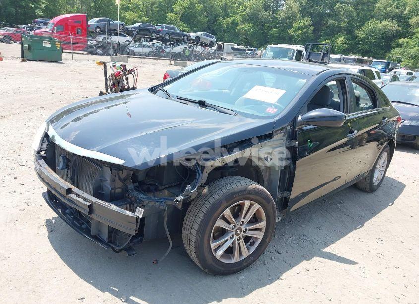 Photo 2 of 2013 Hyundai Sonata GLS (VIN 5NPEB4ACXDH779531)