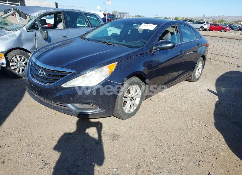 Photo 2 of 2013 Hyundai Sonata GLS (VIN 5NPEB4ACXDH810745)