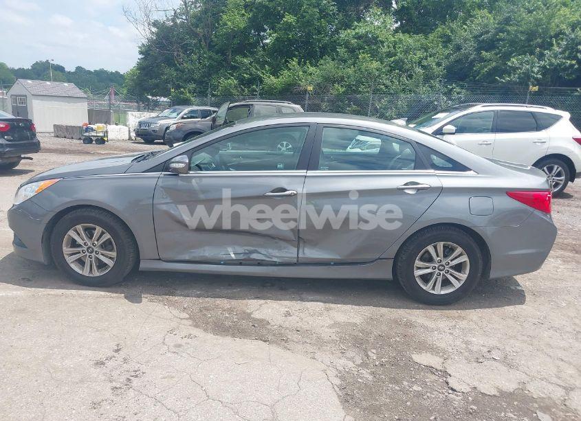 Photo 15 of 2014 Hyundai Sonata GLS (VIN 5NPEB4ACXEH822833)