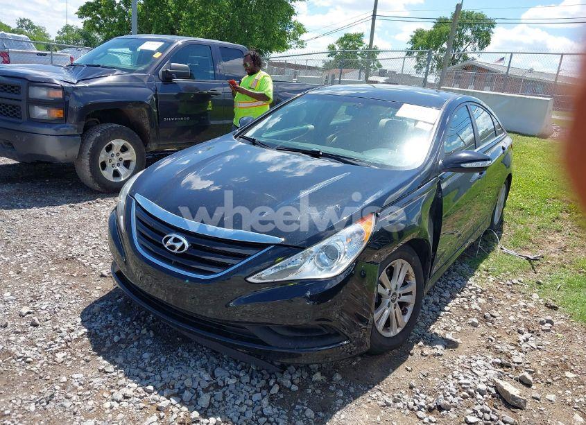 Photo 2 of 2014 Hyundai Sonata GLS (VIN 5NPEB4ACXEH856612)