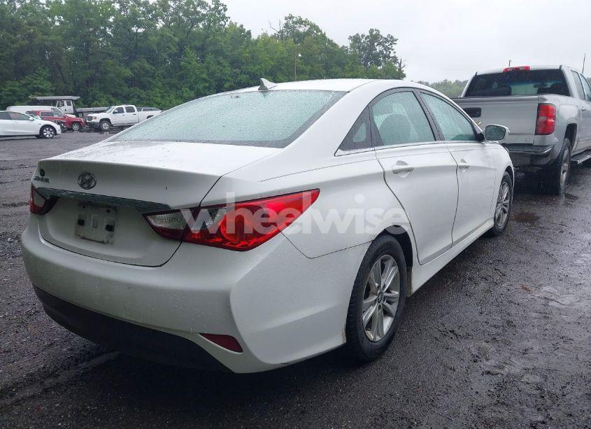Photo 4 of 2014 Hyundai Sonata GLS (VIN 5NPEB4ACXEH865083)