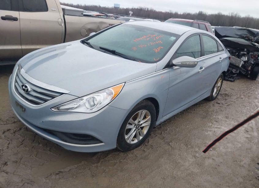 Photo 2 of 2014 Hyundai Sonata GLS (VIN 5NPEB4ACXEH872793)
