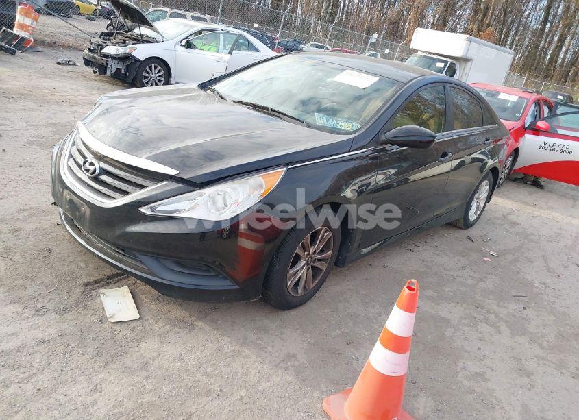 Photo 2 of 2014 Hyundai Sonata GLS (VIN 5NPEB4ACXEH897760)