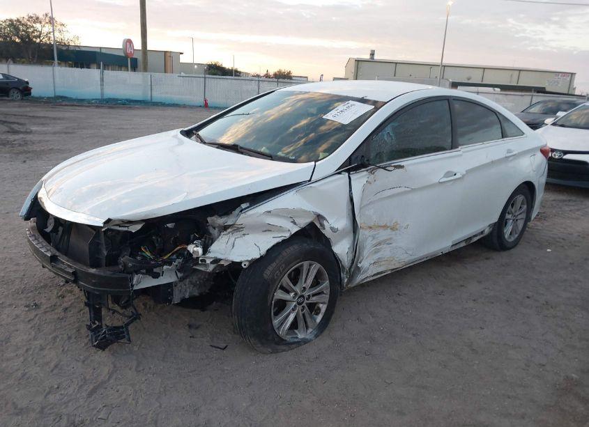 Photo 2 of 2014 Hyundai Sonata GLS (VIN 5NPEB4ACXEH904481)