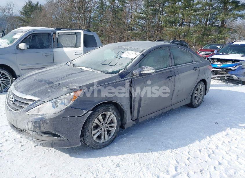 Photo 2 of 2014 Hyundai Sonata GLS (VIN 5NPEB4ACXEH934497)