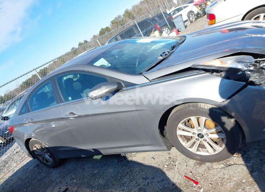 Photo 13 of 2014 Hyundai Sonata GLS (VIN 5NPEB4ACXEH935617)