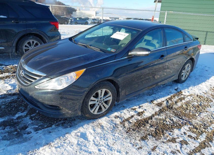 Photo 2 of 2014 Hyundai Sonata GLS (VIN 5NPEB4ACXEH944558)
