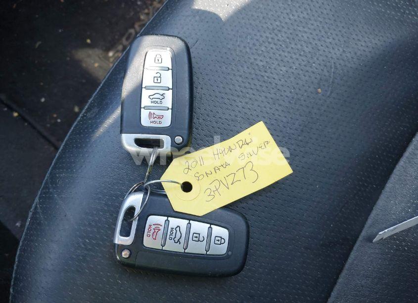 Photo 11 of 2011 Hyundai Sonata LIMITED 2.0T (VIN 5NPEC4AB0BH249263)