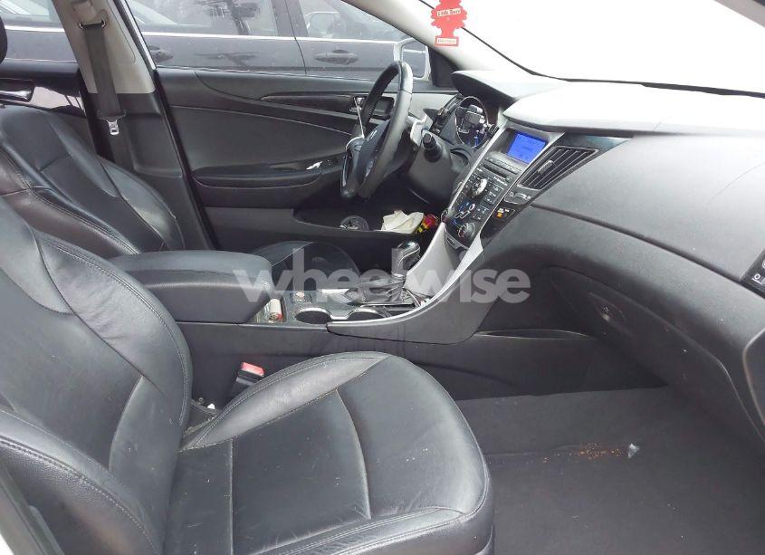 Photo 5 of 2011 Hyundai Sonata LIMITED 2.0T (VIN 5NPEC4AB0BH270162)