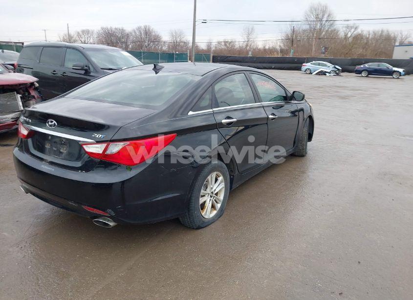 Photo 4 of 2013 Hyundai Sonata SE 2.0T (VIN 5NPEC4AB0DH728186)