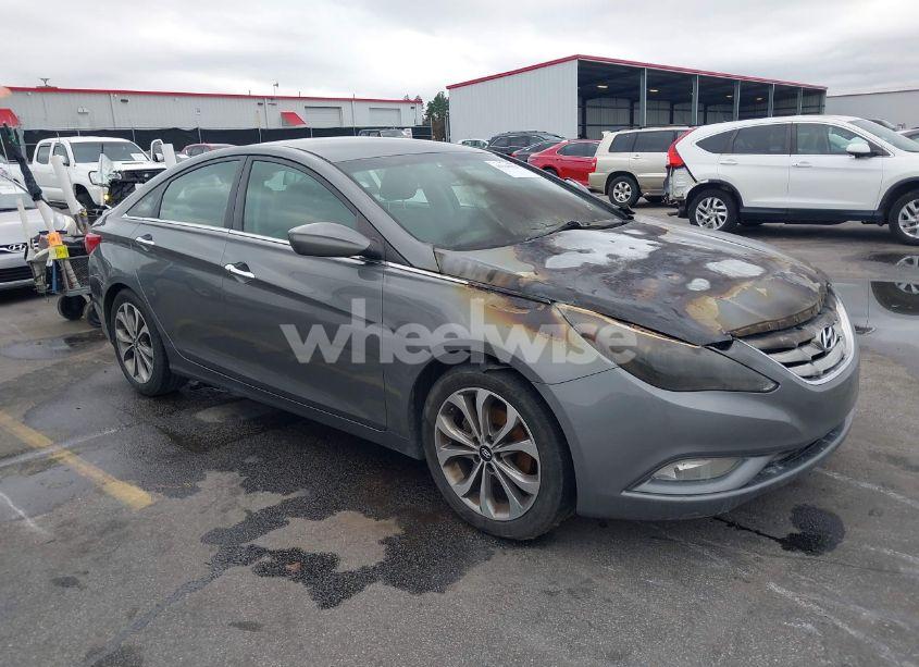 2013 Hyundai Sonata SE 2.0T (VIN 5NPEC4AB0DH733792) main photo