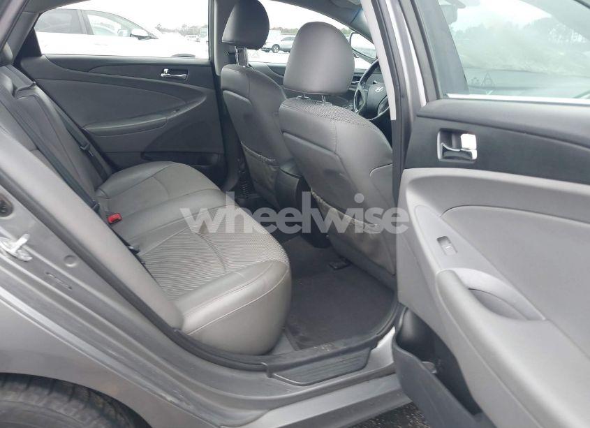 Photo 8 of 2013 Hyundai Sonata SE 2.0T (VIN 5NPEC4AB0DH733792)