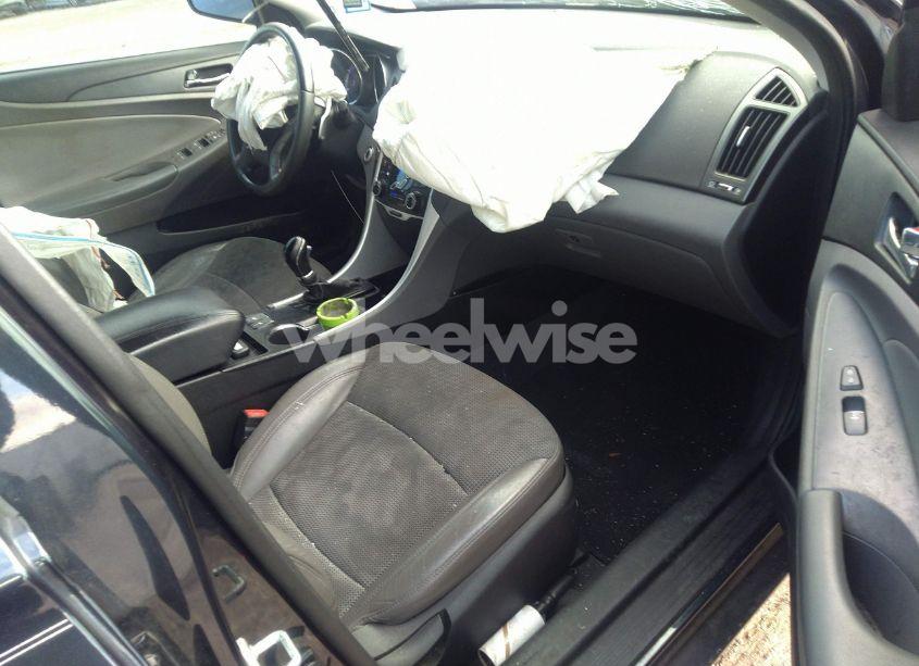 Photo 5 of 2013 Hyundai Sonata SE 2.0T (VIN 5NPEC4AB0DH753668)