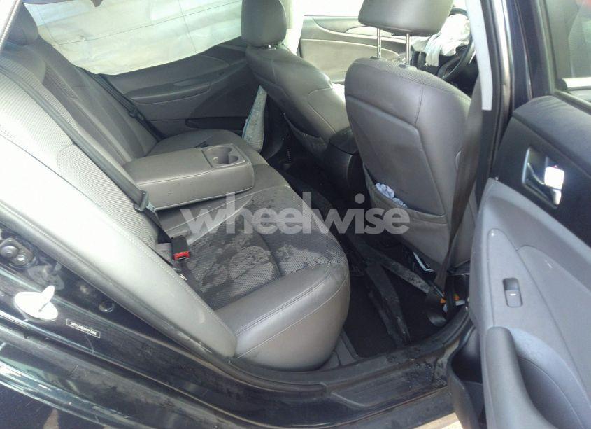 Photo 8 of 2013 Hyundai Sonata SE 2.0T (VIN 5NPEC4AB0DH753668)