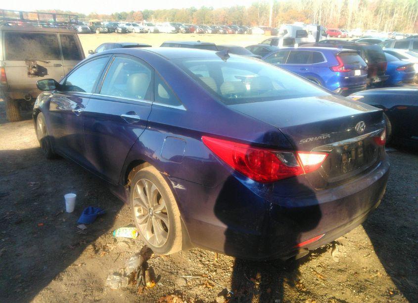 Photo 3 of 2013 Hyundai Sonata SE 2.0T (VIN 5NPEC4AB0DH805137)