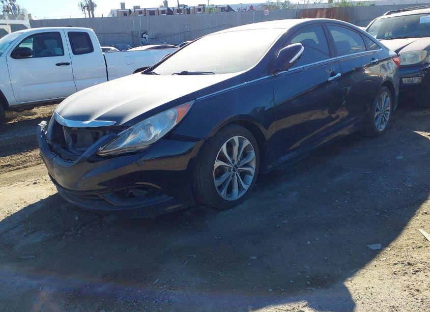 Photo 2 of 2014 Hyundai Sonata LIMITED 2.0T (VIN 5NPEC4AB0EH815247)