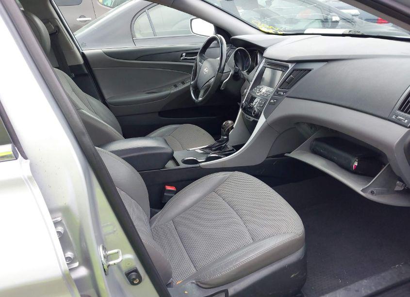 Photo 5 of 2011 Hyundai Sonata SE 2.0T (VIN 5NPEC4AB1BH206227)