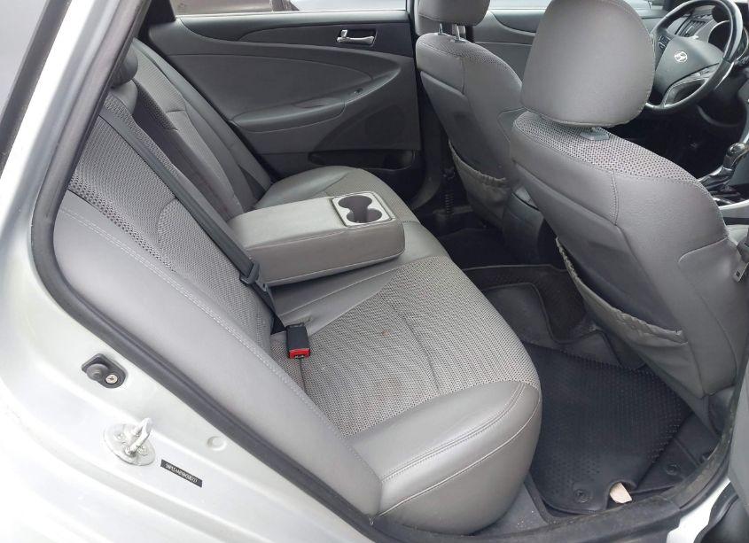Photo 8 of 2011 Hyundai Sonata SE 2.0T (VIN 5NPEC4AB1BH206227)