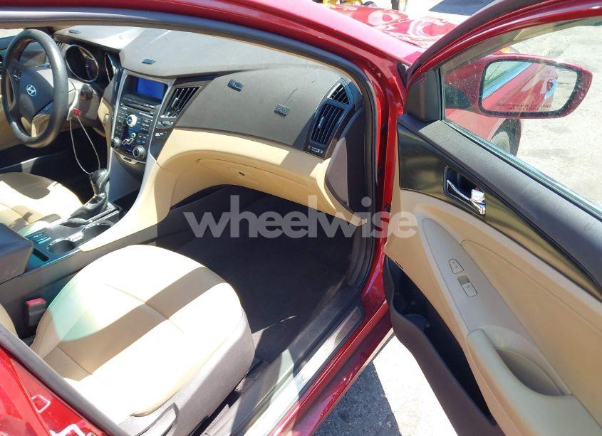 Photo 5 of 2011 Hyundai Sonata LIMITED 2.0T (VIN 5NPEC4AB1BH230866)