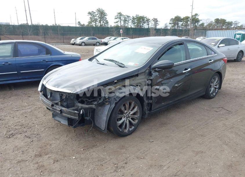 Photo 2 of 2011 Hyundai Sonata SE 2.0T (VIN 5NPEC4AB1BH316646)