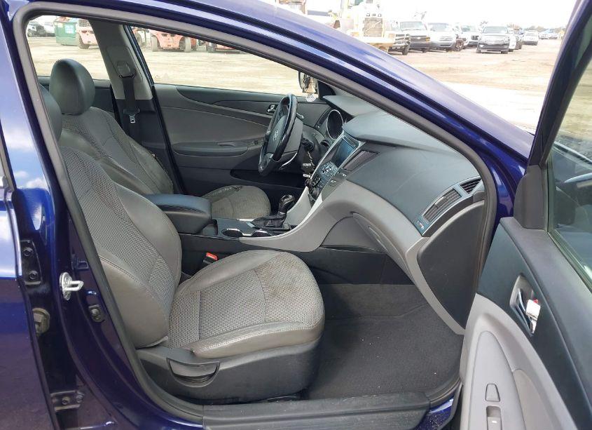 Photo 5 of 2012 Hyundai Sonata SE 2.0T (VIN 5NPEC4AB1CH419552)