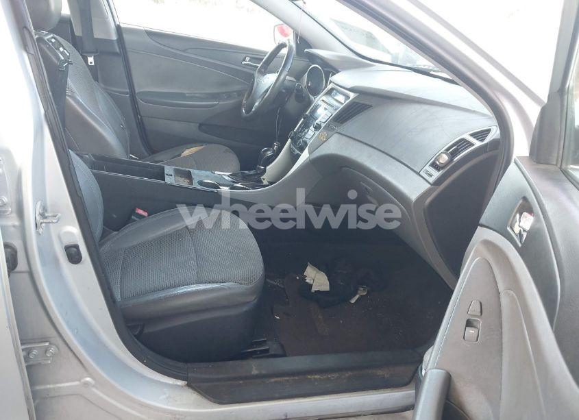 Photo 5 of 2012 Hyundai Sonata SE 2.0T (VIN 5NPEC4AB1CH469416)