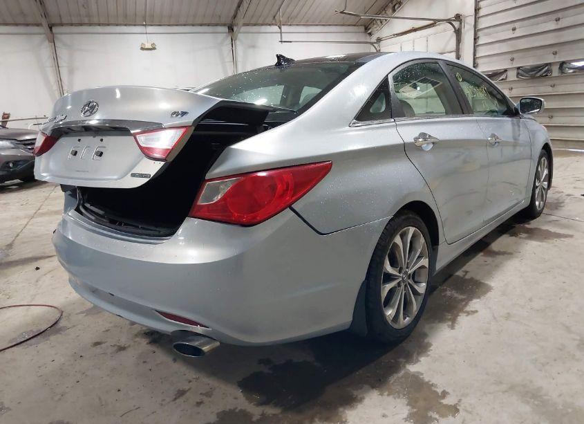 Photo 4 of 2013 Hyundai Sonata LIMITED 2.0T (VIN 5NPEC4AB1DH701661)