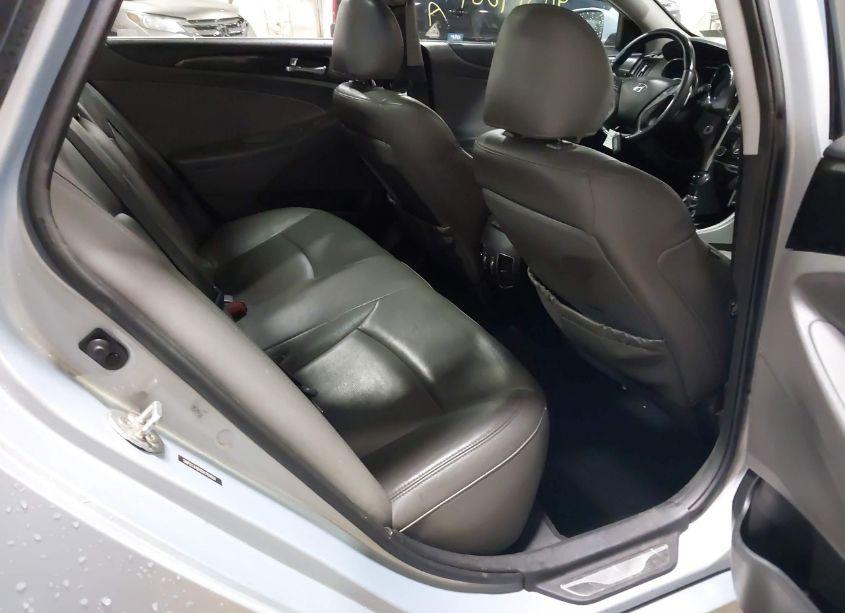 Photo 8 of 2013 Hyundai Sonata LIMITED 2.0T (VIN 5NPEC4AB1DH701661)