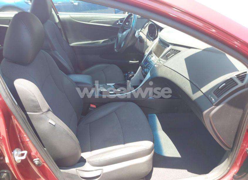 Photo 5 of 2013 Hyundai Sonata SE 2.0T (VIN 5NPEC4AB1DH718668)