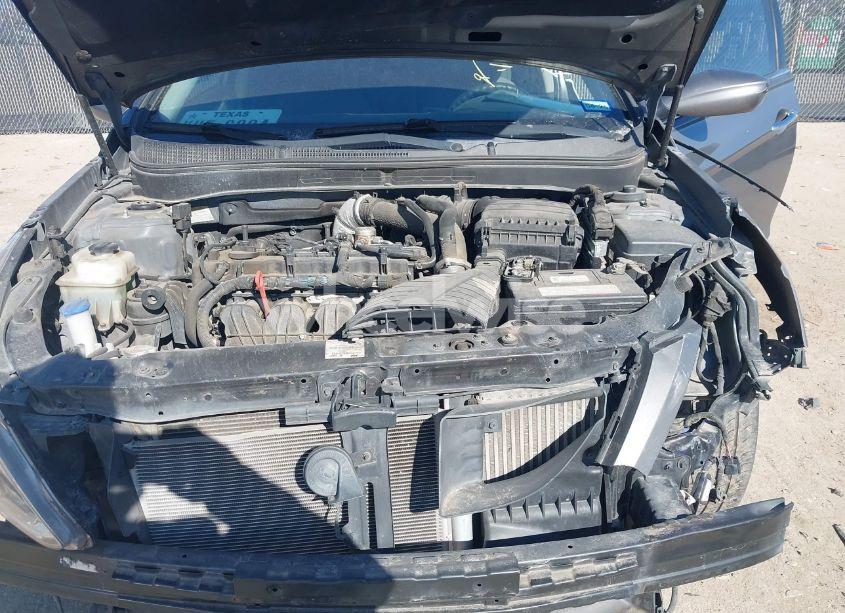 Photo 10 of 2013 Hyundai Sonata SE 2.0T (VIN 5NPEC4AB1DH726754)